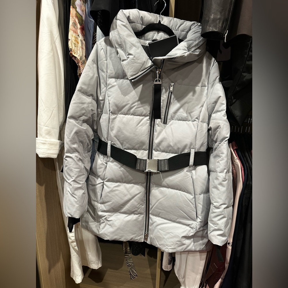 Moose Knuckle Maligne Belted Parka SIZE XL- BRAND NEW NEVER WORN